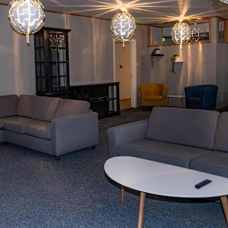 Romutleie - Sentrum 3 Bed & Breakfast Mosjøen