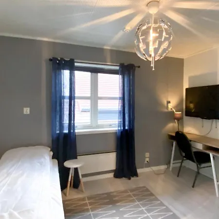 Romutleie - Sentrum 3 Bed & Breakfast