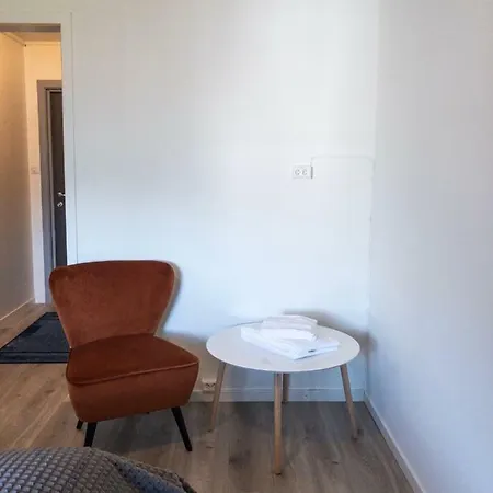 Romutleie - Sentrum 3 Bed & Breakfast 3*