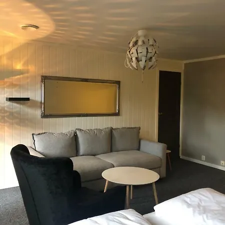 Romutleie - Sentrum 3 3*