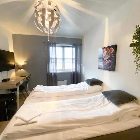 Romutleie - Sentrum 3 Bed & Breakfast